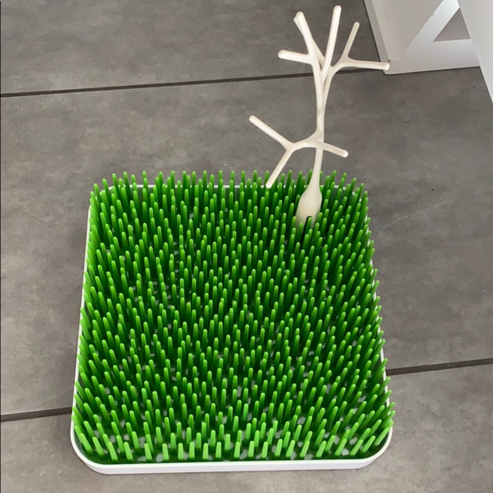 Boon bottle drying rack with twig